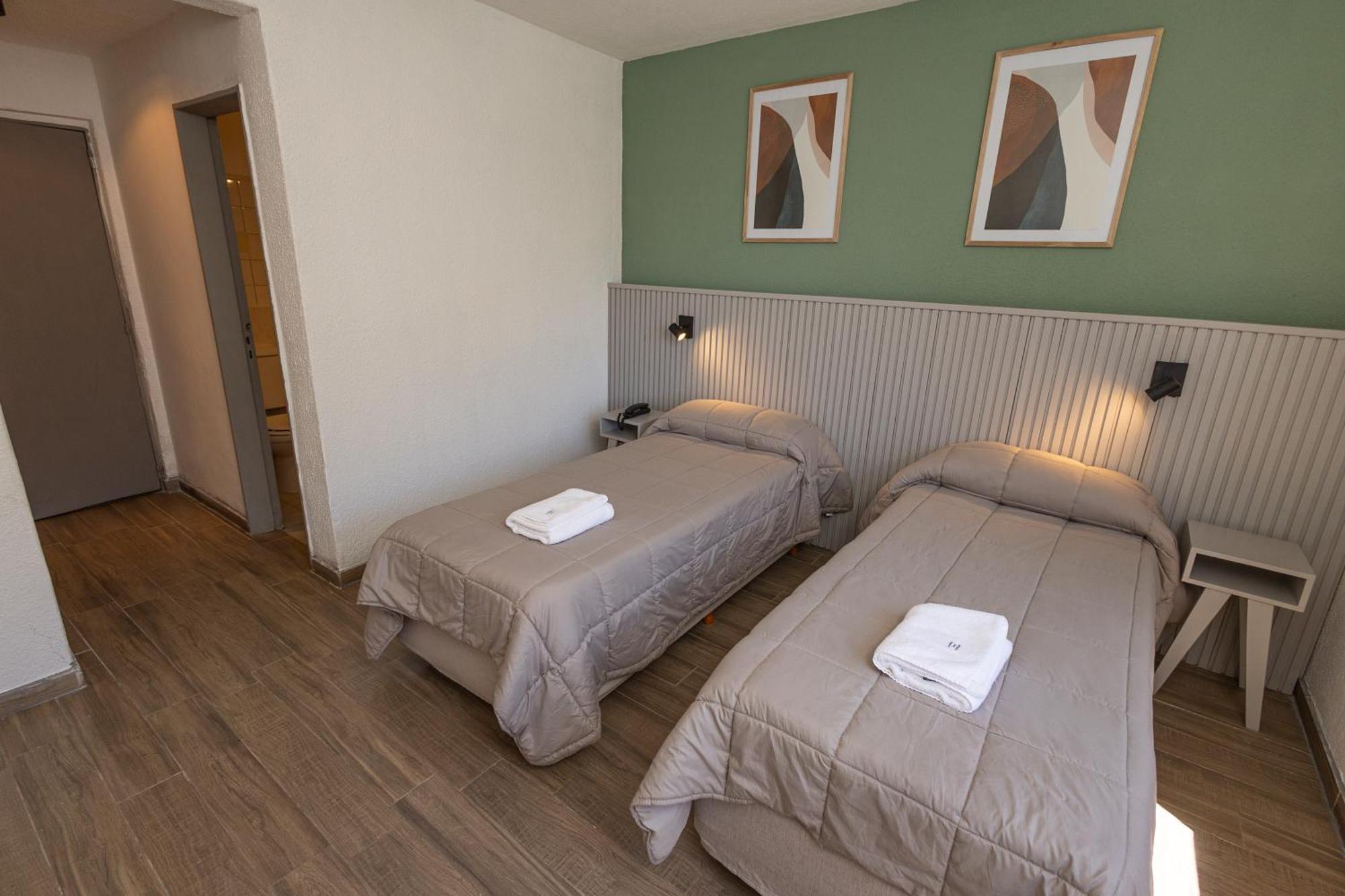 M382 Hotel Bariloche المظهر الخارجي الصورة
